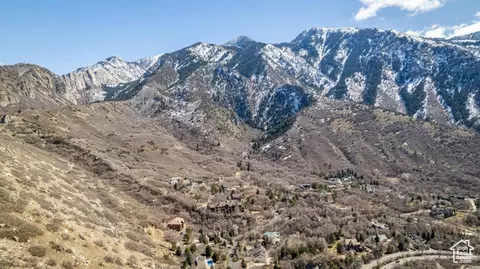 10480 S Seven Springs Cir #23, Sandy, UT 84092