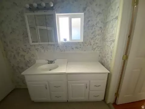 Bath - 913 E 5300 N, Scofield, UT 84526 photo 2 of 2
