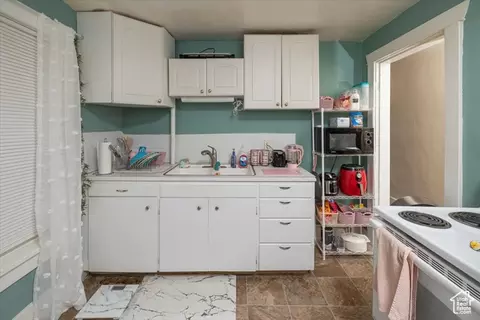 Kitchen - 263 W Center St, Logan, UT 84321 photo 2 of 7