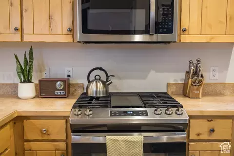 Kitchen - 3686 Spanish Dr #W1, Moab, UT 84532 photo 3 of 4