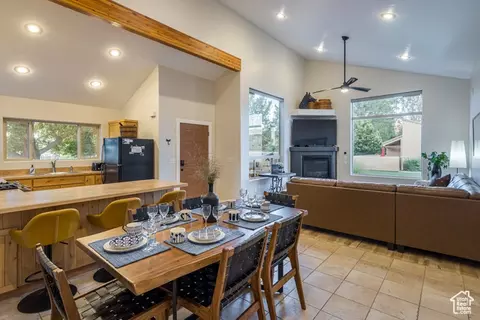 Dining - 3686 Spanish Dr #W1, Moab, UT 84532 photo 1 of 5