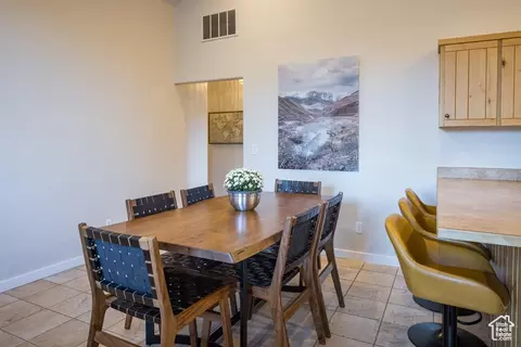 Dining - 3686 Spanish Dr #W1, Moab, UT 84532 photo 5 of 5