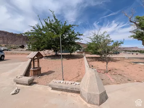 Exterior - 1436 Spanish Valley Dr, Moab, UT 84532 photo 9 of 11