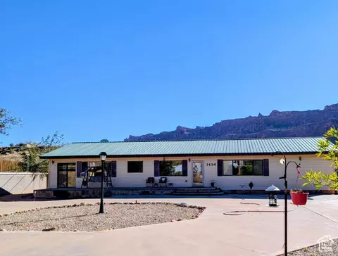 Exterior - 1436 Spanish Valley Dr, Moab, UT 84532 photo 2 of 11