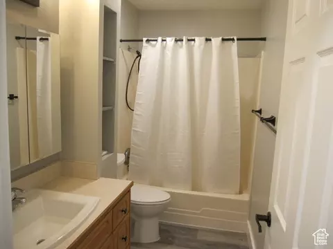 Bath - 45 River Circle Dr, Logan, UT 84321 photo 1 of 2