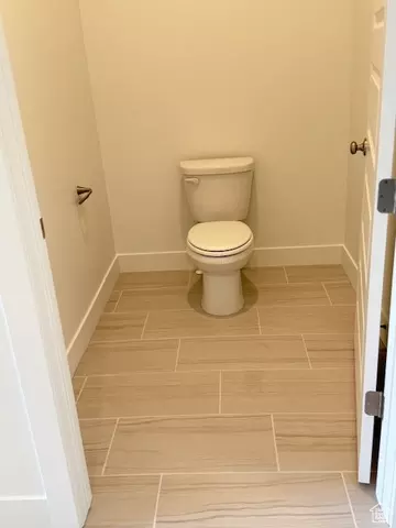 Bath - 549 N Legend Way #C/466, Mapleton, UT 84664 photo 2 of 4