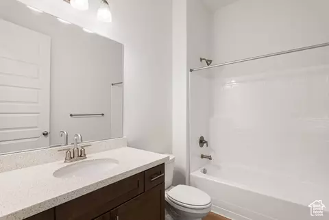 Bath - 549 N Legend Way #C/466, Mapleton, UT 84664 photo 4 of 4