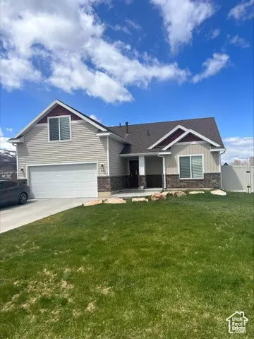 515 S Stump Hollow Rd, Garden City, UT 84028