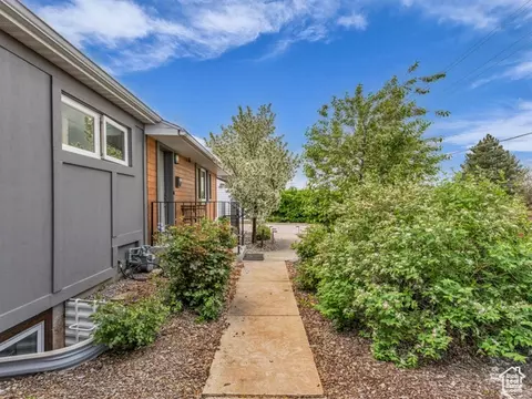 3133 S 2700 E, Salt Lake City, UT 84109