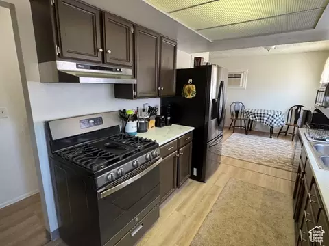 Kitchen - 527 W Palisade Dr, Moab, UT 84532 photo 2 of 3