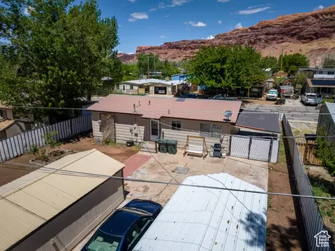 View/Area - 527 W Palisade Dr, Moab, UT 84532 photo 6 of 10