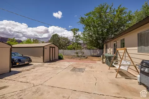 Exterior - 527 W Palisade Dr, Moab, UT 84532 photo 7 of 11