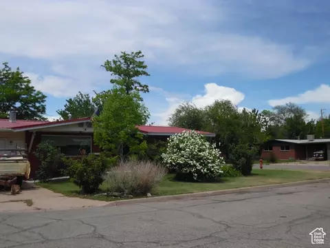 Exterior - 477 W Grand Cir, Moab, UT 84532 photo 2 of 2