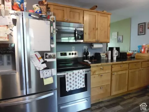 Kitchen - 477 W Grand Cir, Moab, UT 84532 photo 2 of 3