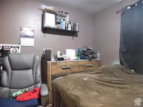 Bedroom - 477 W Grand Cir, Moab, UT 84532 photo 2 of 7