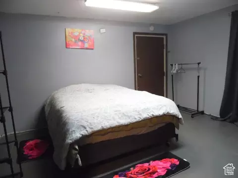 Bedroom - 477 W Grand Cir, Moab, UT 84532 photo 6 of 7