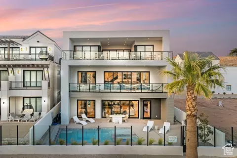 833 W Savoy Ln, Saint George, UT 84790