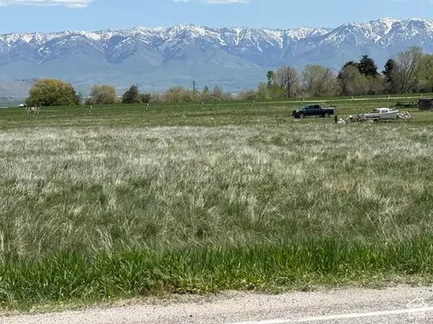 284 W 2nd N, Weston, ID 83286