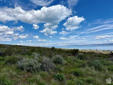427 W Bluegrass Way #16, Garden City, UT 84028