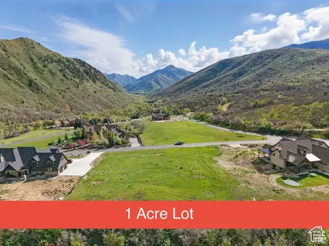 239 S Meadow Dr #10, Springville, UT 84663
