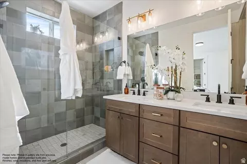 Bath - 115 S 100 E #4, Midway, UT 84049 photo 1 of 1
