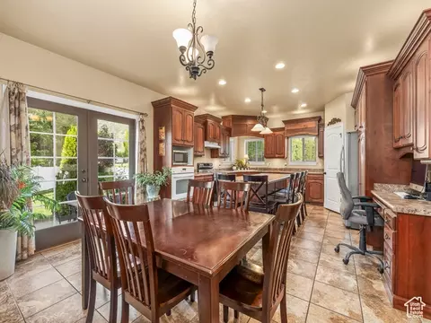 Dining - 2774 N 370 E, Provo, UT 84604 photo 2 of 2