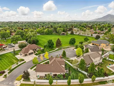 View/Area - 2774 N 370 E, Provo, UT 84604 photo 2 of 3