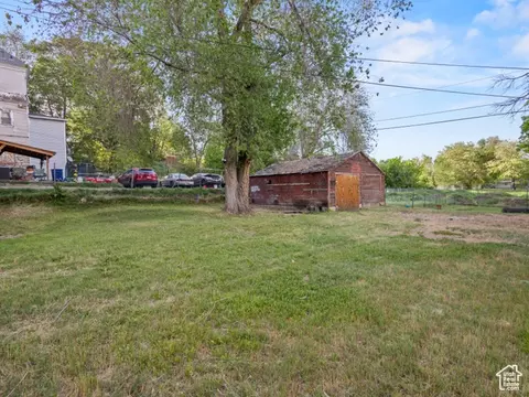 Exterior - 551 E 27th St, Ogden, UT 84403 photo 4 of 7