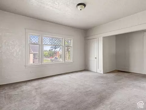 Living - 551 E 27th St, Ogden, UT 84403 photo 4 of 7