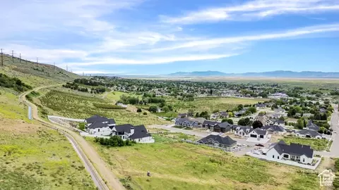 2021 S 100 W #13, Perry, UT 84302 photo 12