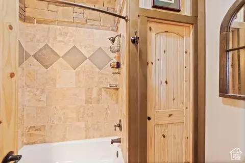 Bath - 12343 Sand Flats Rd, Moab, UT 84532 photo 5 of 5