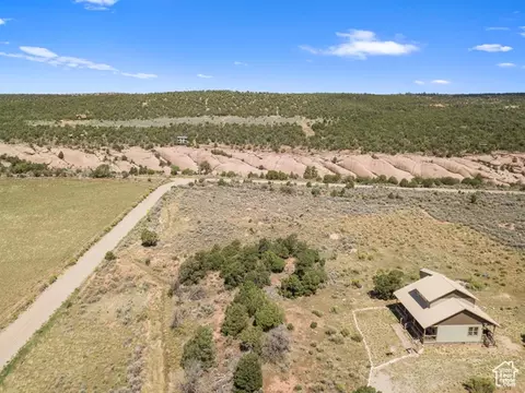 View/Area - 12343 Sand Flats Rd, Moab, UT 84532 photo 2 of 10
