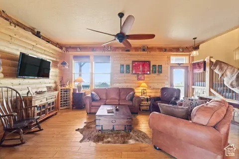 Living - 12343 Sand Flats Rd, Moab, UT 84532 photo 4 of 6