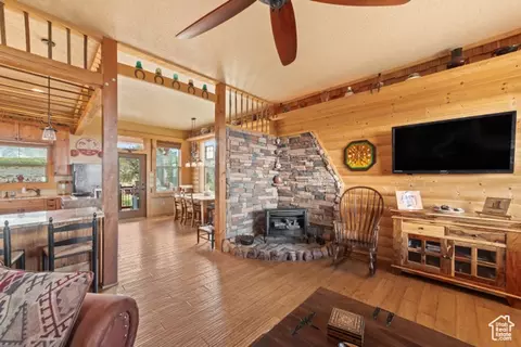 Living - 12343 Sand Flats Rd, Moab, UT 84532 photo 6 of 6