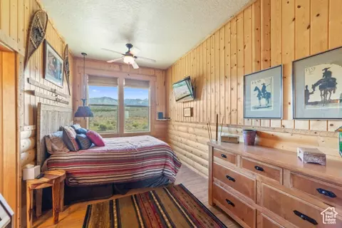 Bedroom - 12343 Sand Flats Rd, Moab, UT 84532 photo 2 of 10