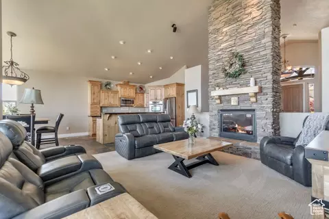 2116 E Falcon Ridge Dr, Draper, UT 84020 photo 9