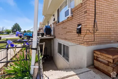 Exterior - 285 N 300 W, Orem, UT 84057 photo 1 of 6