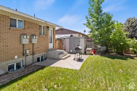 Exterior - 285 N 300 W, Orem, UT 84057 photo 2 of 6