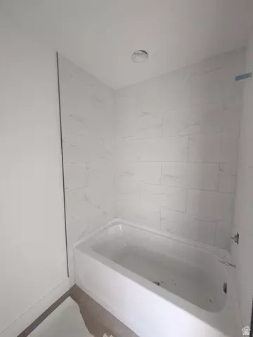 Bath - 2771 W Aurora Ave, Mapleton, UT 84664 photo 5 of 5