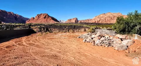 1500 Split Rock Dr #149, Ivins, UT 84738 photo 2