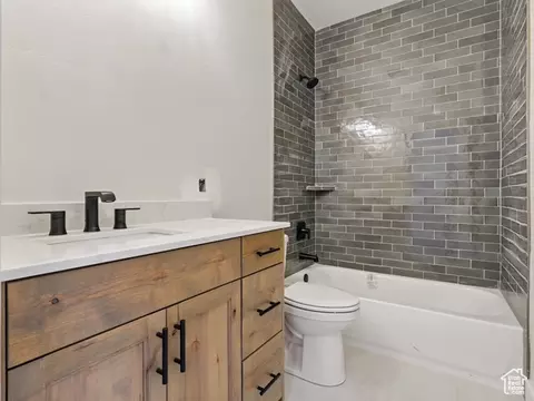 Bath - 2023 S 150 W, Perry, UT 84302 photo 5 of 7