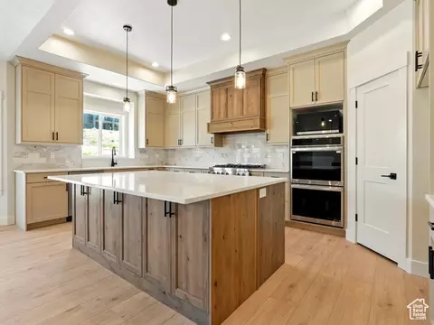 Kitchen - 2023 S 150 W, Perry, UT 84302 photo 2 of 7