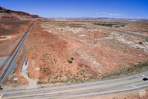Undisclosed, Moab, UT 84532 photo 14