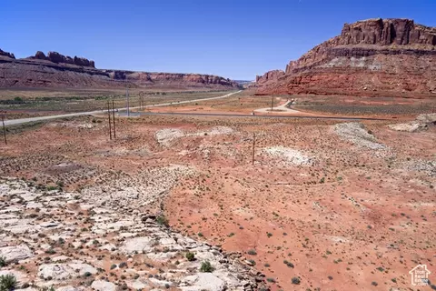 Undisclosed, Moab, UT 84532 photo 12