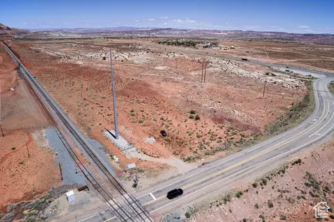 Undisclosed, Moab, UT 84532 photo 2