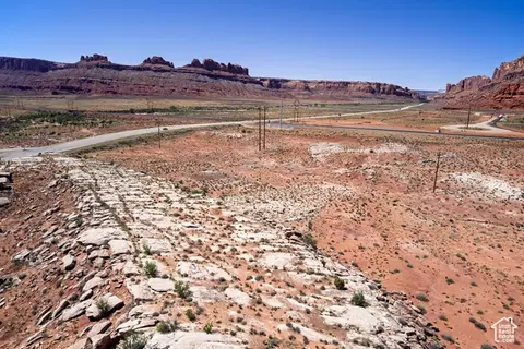 Undisclosed, Moab, UT 84532 photo 9