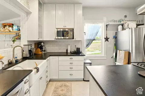 Kitchen - 1670 S Hwy 89, Perry, UT 84302 photo 5 of 7