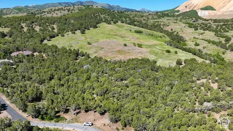 13952 S Hi Country Rd, Herriman, UT 84096