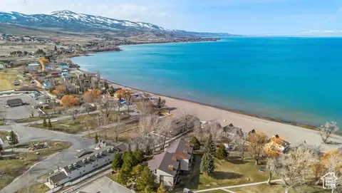 2176 S Bear Blvd #404, Garden City, UT 84028