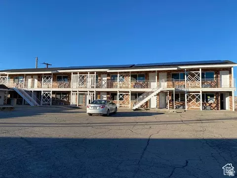 620 W Main St, Green River, UT 84525